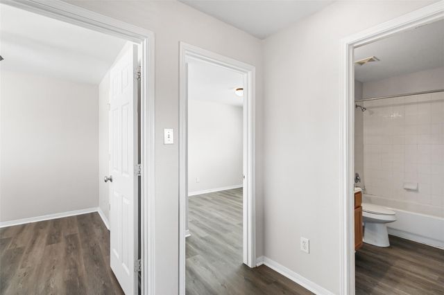 1233 Verde Trails Drive, Houston, TX 77073