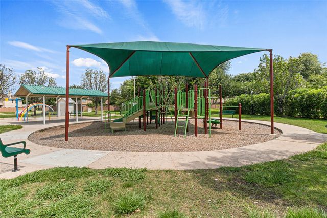1233 Verde Trails Drive, Houston, TX 77073
