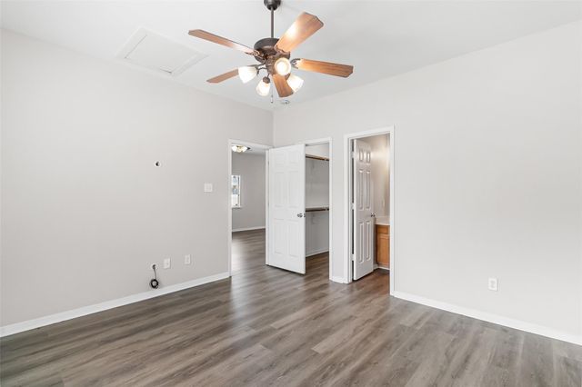 1233 Verde Trails Drive, Houston, TX 77073