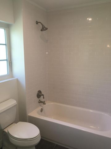 27 East Road, Delray Beach, FL 33483