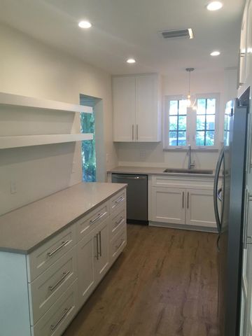 27 East Road, Delray Beach, FL 33483