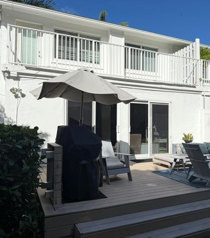 27 East Road, Delray Beach, FL 33483