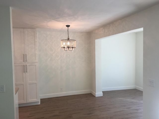 27 East Road, Delray Beach, FL 33483