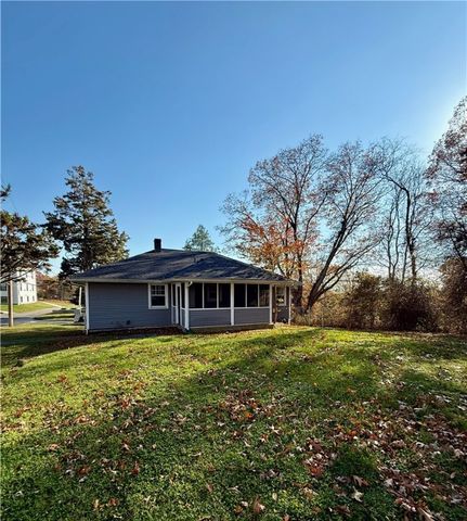 196 Bulgarmarsh Road, Tiverton, RI 02878