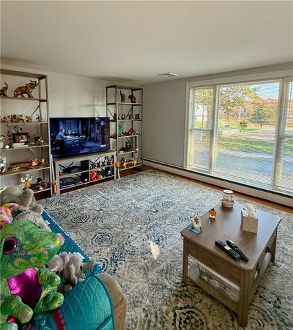 196 Bulgarmarsh Road, Tiverton, RI 02878