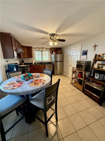 196 Bulgarmarsh Road, Tiverton, RI 02878