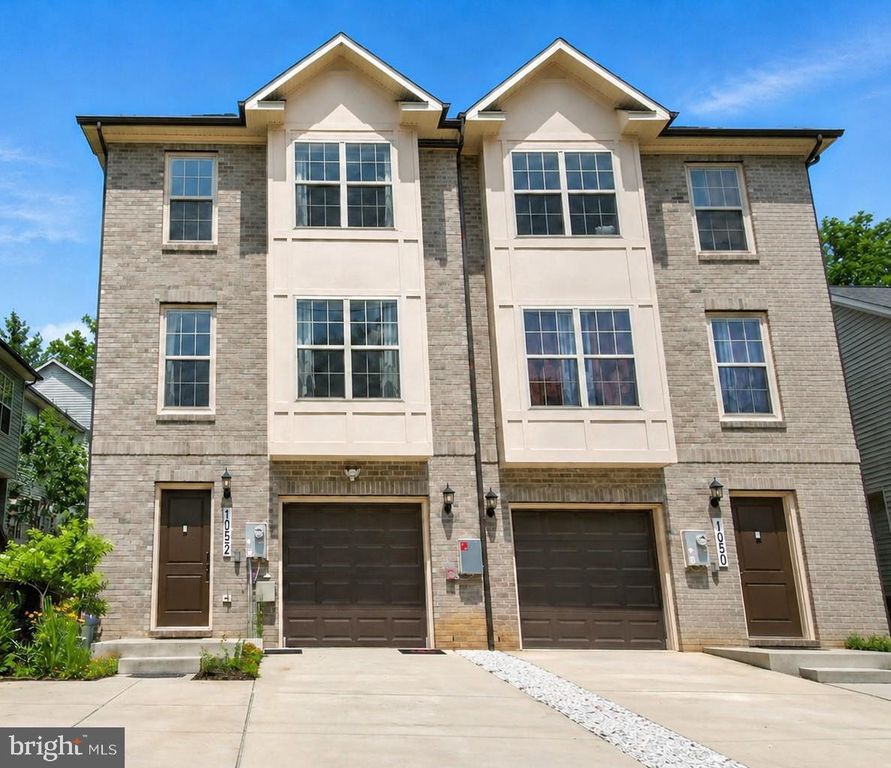 1052 OWENS RD, Oxon Hill, MD 20745