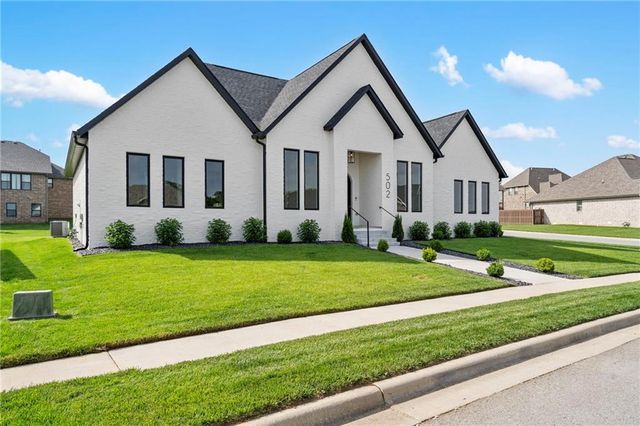 502 N Dublin Drive, Nixa, MO 65714