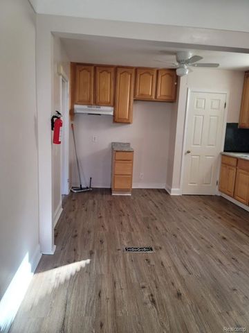 19180 Ardmore Street, Detroit, MI 48235