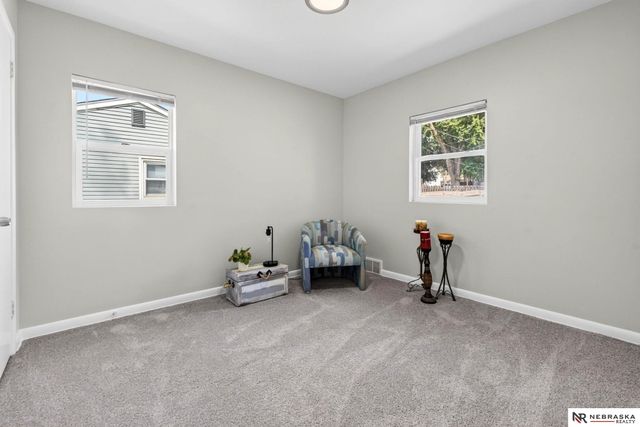 3730 Himebaugh Avenue, Omaha, NE 68111