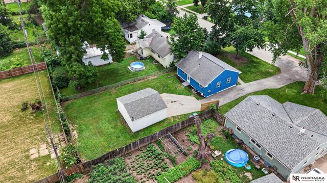3730 Himebaugh Avenue, Omaha, NE 68111