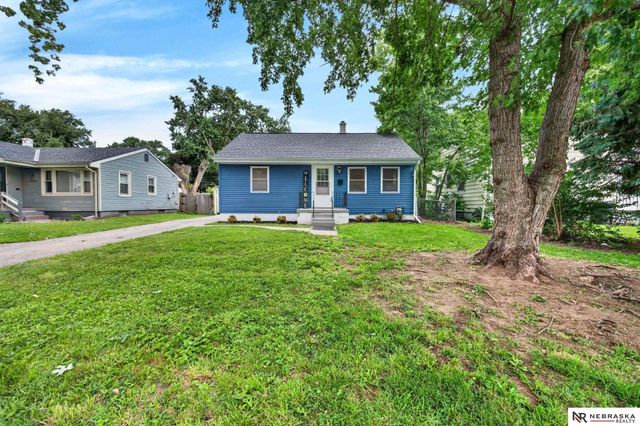 3730 Himebaugh Avenue, Omaha, NE 68111