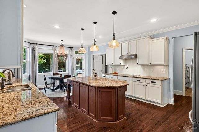 1529 Shaker Run Boulevard, Turtle Creek Twp, OH 45036