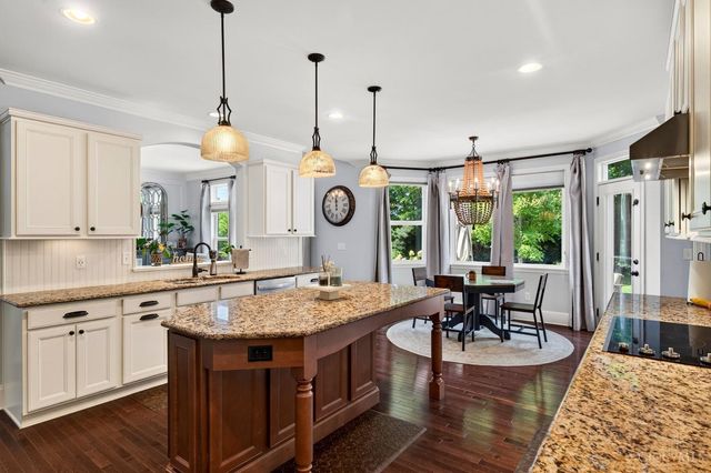1529 Shaker Run Boulevard, Turtle Creek Twp, OH 45036