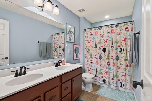 1529 Shaker Run Boulevard, Turtle Creek Twp, OH 45036