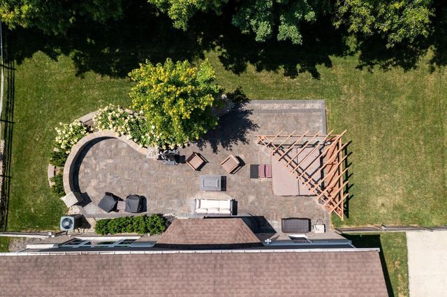 1529 Shaker Run Boulevard, Turtle Creek Twp, OH 45036