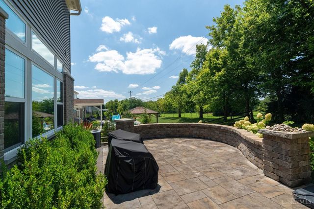 1529 Shaker Run Boulevard, Turtle Creek Twp, OH 45036