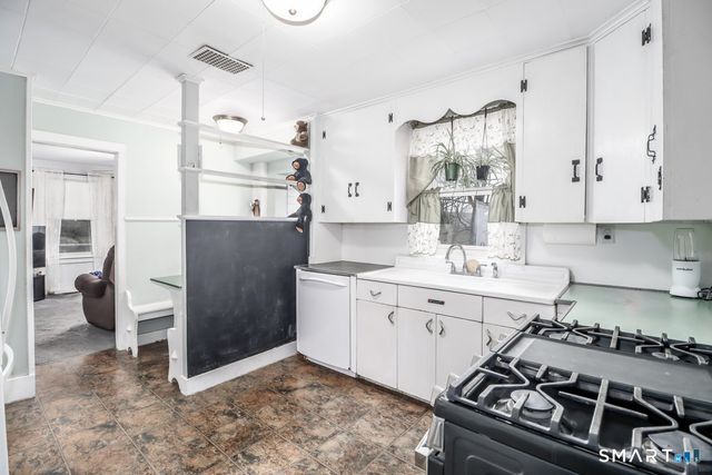 25 Hillside Avenue, New Milford, CT 06776