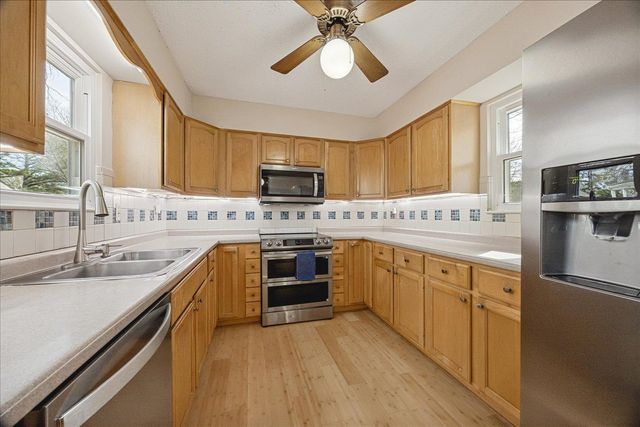 8255 HARDWOOD CV, Memphis, TN 38016