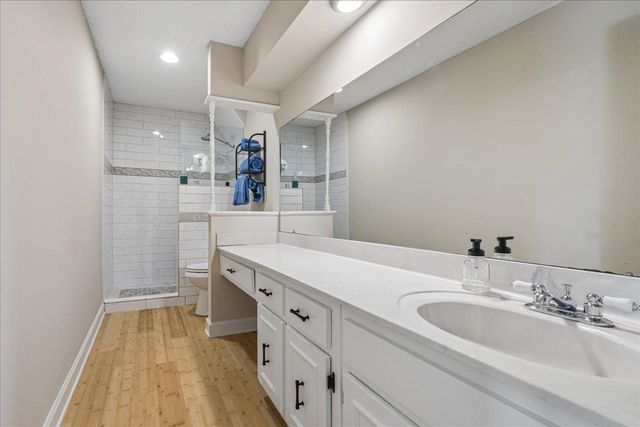 8255 HARDWOOD CV, Memphis, TN 38016