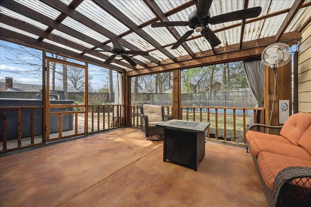 8255 HARDWOOD CV, Memphis, TN 38016