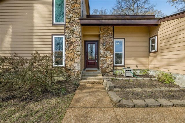 8255 HARDWOOD CV, Memphis, TN 38016