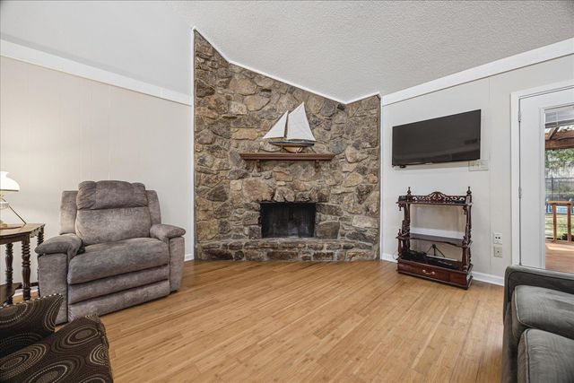8255 HARDWOOD CV, Memphis, TN 38016