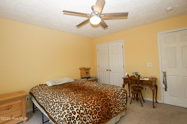 340 Queens Cove Way, Carthage, NC 28327