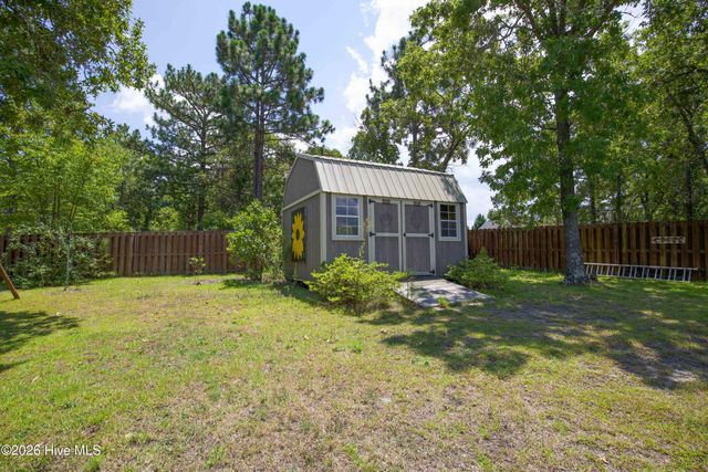 340 Queens Cove Way, Carthage, NC 28327