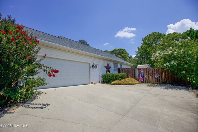 340 Queens Cove Way, Carthage, NC 28327