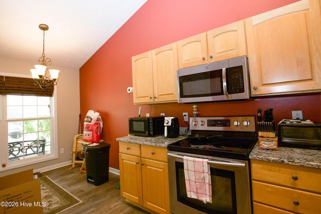 340 Queens Cove Way, Carthage, NC 28327