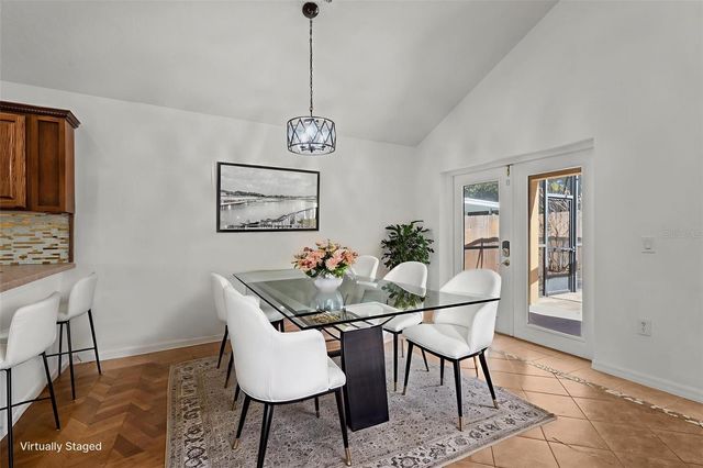 12828 KINGS LAKE DRIVE, Gibsonton, FL 33534