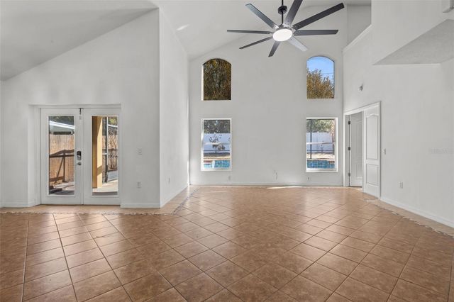 12828 KINGS LAKE DRIVE, Gibsonton, FL 33534