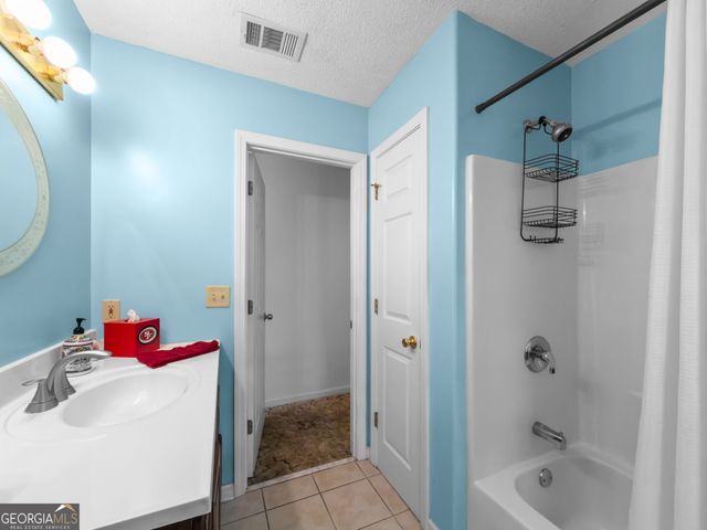 124 Foxdale Drive, Lagrange, GA 30240
