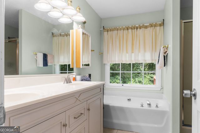 124 Foxdale Drive, Lagrange, GA 30240