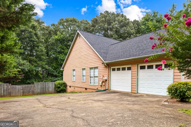 124 Foxdale Drive, Lagrange, GA 30240