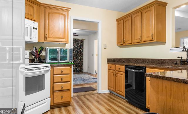 124 Foxdale Drive, Lagrange, GA 30240
