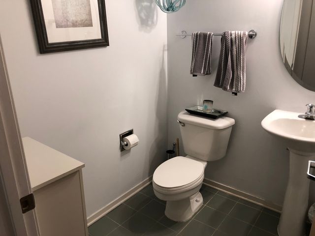 700 W Van Buren Street 1407, Chicago, IL 60607