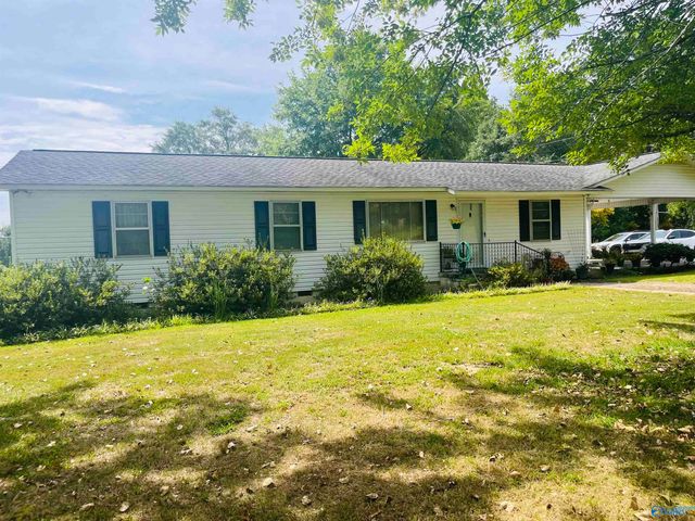 2140 Lookout Street, Sand Rock, AL 35983