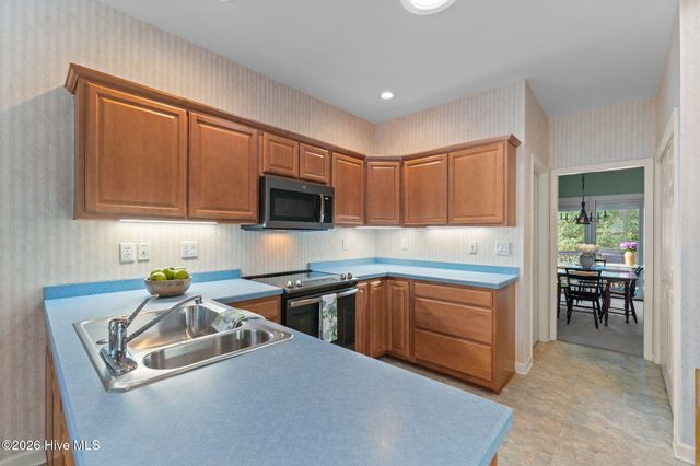 660 Redwood Drive, Southern Pines, NC 28387