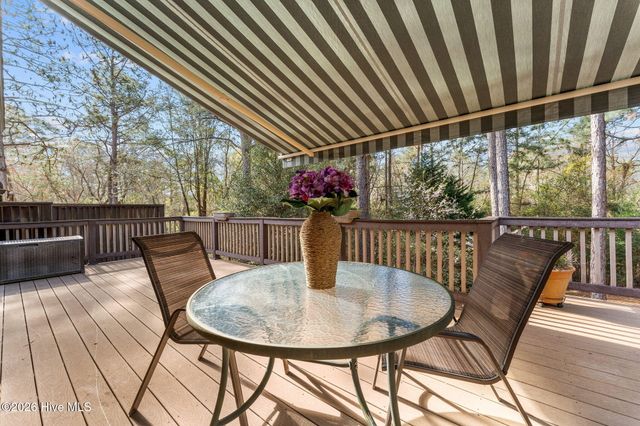 660 Redwood Drive, Southern Pines, NC 28387