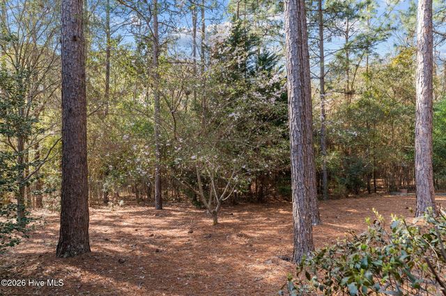 660 Redwood Drive, Southern Pines, NC 28387