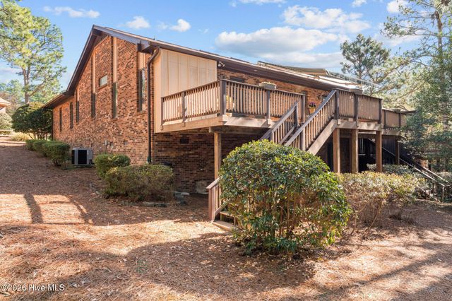 660 Redwood Drive, Southern Pines, NC 28387