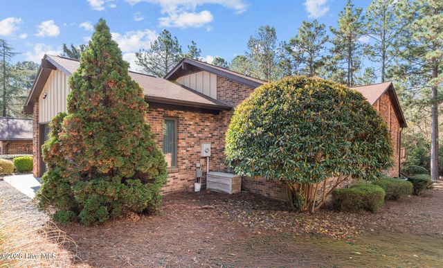 660 Redwood Drive, Southern Pines, NC 28387