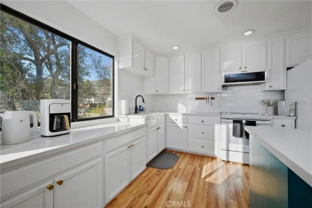 10727 E Highway 20, Clearlake Oaks, CA 95423