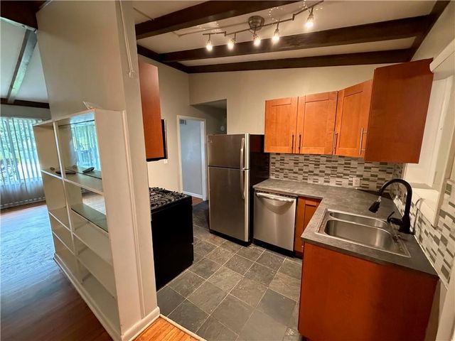 1847 Dorsey Avenue, East Point, GA 30344