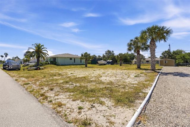 18319 ARAPAHOE CIRCLE, Port Charlotte, FL 33948