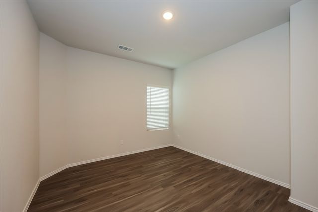 1410 Ester Lane, Ennis, TX 75119