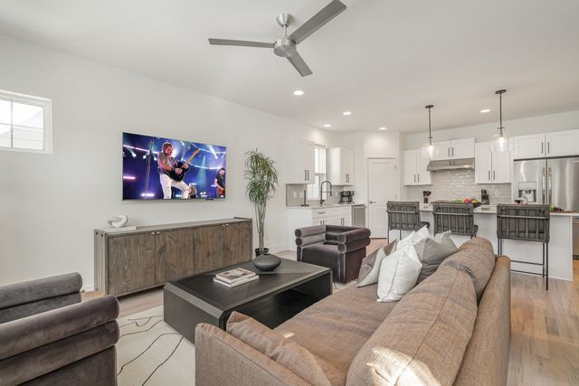 1699 Lischey Ave, Nashville, TN 37207