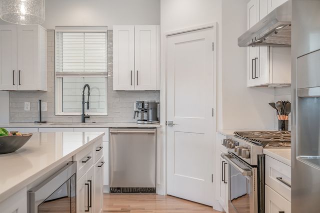 1699 Lischey Ave, Nashville, TN 37207